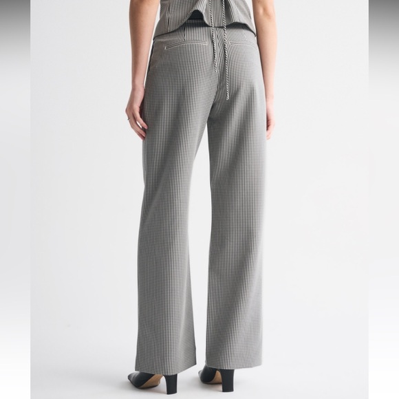 A&F Sloane Tailored Wide Leg Pant 24 - Picture 3 of 8